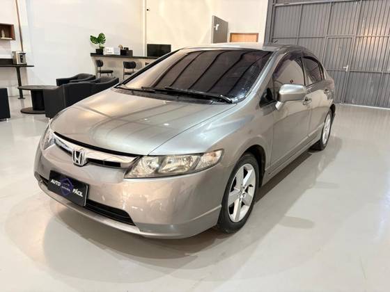 HONDA CIVIC 1.8 LXS 16V GASOLINA 4P AUTOMÁTICO